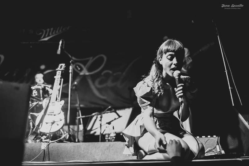 Stage · Tahuano
