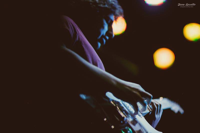 Stage · Tahuano